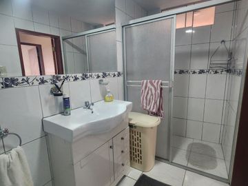 VENDO CASA +DEPARTAMENTO EN PUEBLO LIBRE  Cerca al cruce de Sucre y Bolivar- Hospital Santa Rosa