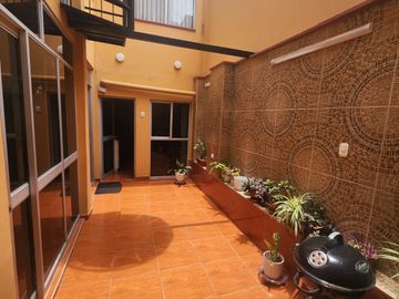 VENDO CASA +DEPARTAMENTO EN PUEBLO LIBRE  Cerca al cruce de Sucre y Bolivar- Hospital Santa Rosa