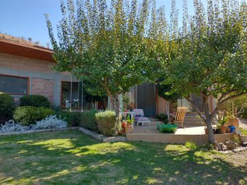 PARCELA DE 15.000 M2 CON CASA Y GRAN VARIEDAD DE FRUTALES