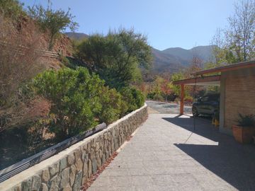 PARCELA DE 15.000 M2 CON CASA Y GRAN VARIEDAD DE FRUTALES