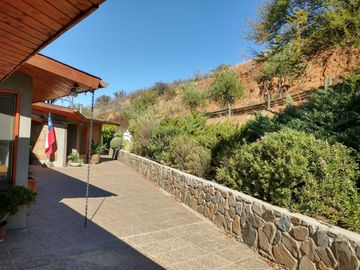 PARCELA DE 15.000 M2 CON CASA Y GRAN VARIEDAD DE FRUTALES