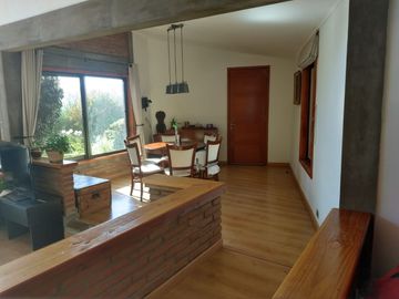 PARCELA DE 15.000 M2 CON CASA Y GRAN VARIEDAD DE FRUTALES
