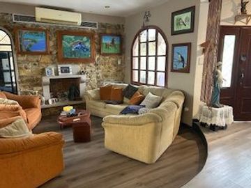 VENDO UNA CASA DE 4 DORMITORIOS EN PUERTO AZUL