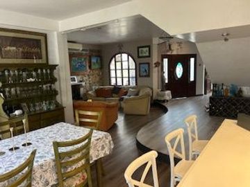 VENDO UNA CASA DE 4 DORMITORIOS EN PUERTO AZUL