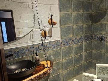 VENDO UNA CASA DE 4 DORMITORIOS EN PUERTO AZUL