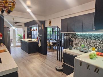 VENDO UNA CASA DE 4 DORMITORIOS EN PUERTO AZUL
