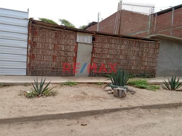 Terreno En Venta En Urbanizacion Santa Rosa Calle El Carmen - Sullana // ID:  1129537