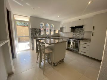 VENTA LINDA CASA EN CONDOMINIO FRENTE A  LA PLAZA GRAND SAN FRANCISCO, TETELPAN