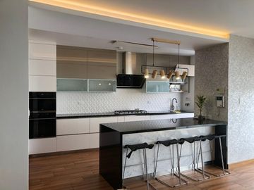 Hermosa Casa Remodelada con Vista al Mar y al Golf – Brisas de Villa, Chorrillos