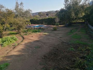LINDA PARCELA CON 2 CASAS EN CONDOMINIO CONSOLIDADO