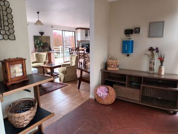 LINDA PARCELA CON 2 CASAS EN CONDOMINIO CONSOLIDADO