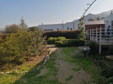 LINDA PARCELA CON 2 CASAS EN CONDOMINIO CONSOLIDADO