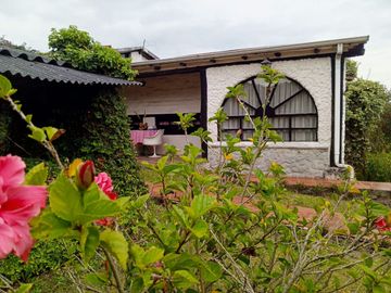 VENTA CASA RUSTICA VALLE DE LOS CHILLOS-ALANGASI  2DOR