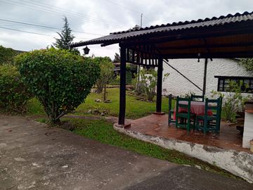 VENTA CASA RUSTICA VALLE DE LOS CHILLOS-ALANGASI  2DOR