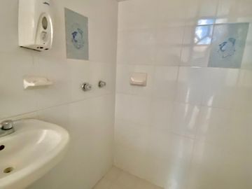 Enorme propiedad de tres niveles en venta. Corregidora Centro de Morelia.