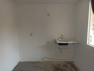 CASAEN VENTA URBI  VILLAS DEL REY, CLARES HUHUETOCA