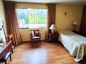 VENTA DE CASA EN AVENIDA JAVIER PRADO