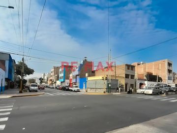 Se Vende Edificio Comercial En La Victoria