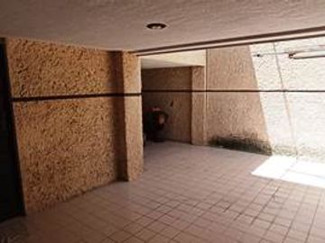 SAN MANUEL VENTA CASA SOLA EN ESQUINA EXCELENTE UBICACION A 3 MIN DEL ORIENTE