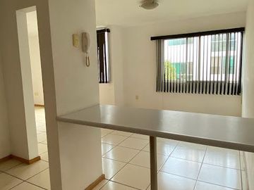 DEPARTAMENTO EN RENTA EN EL MORAL 3 RECAMARAS C/U CON BAÑO
