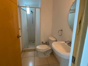DEPARTAMENTO EN RENTA EN EL MORAL 3 RECAMARAS C/U CON BAÑO