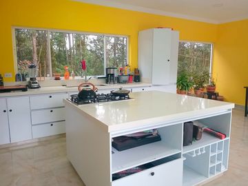 Casa en arriendo en el sector Loma del Escobero, Envigado