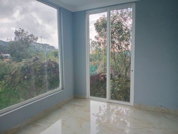 Casa en arriendo en el sector Loma del Escobero, Envigado