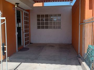 Casa en Renta en Soyaniquilpan, amueblada y con todos los servicios incluidos.