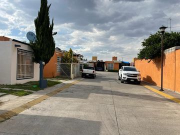 Casa en Renta en Soyaniquilpan, amueblada y con todos los servicios incluidos.