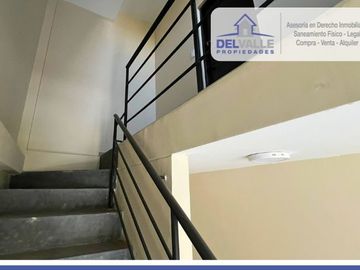 SE VENDE LOCAL DE 03 NIVELES - MIRAFLORES COUNTRY CLUB