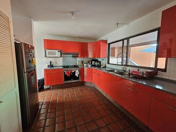 (CVO) CASA EN LOMAS TETELA $5,750,000