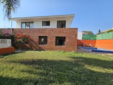 (CVO) CASA EN LOMAS TETELA $5,750,000
