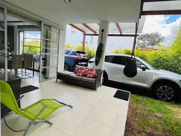 Vendo hermosa casa tumbaco  254000