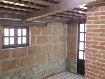Renta Casa sola en San Miguel Tlaixpan, Texcoco, con 900 m2 de jardín¡