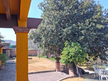 Renta Casa sola en San Miguel Tlaixpan, Texcoco, con 900 m2 de jardín¡