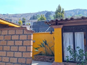 Renta Casa sola en San Miguel Tlaixpan, Texcoco, con 900 m2 de jardín¡