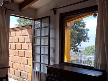 Renta Casa sola en San Miguel Tlaixpan, Texcoco, con 900 m2 de jardín¡