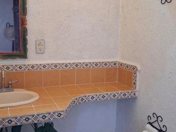 Renta Casa sola en San Miguel Tlaixpan, Texcoco, con 900 m2 de jardín¡