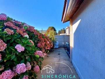 ¡ACOJEDORA CASA EN SECOR LOS TILOS ALGARROBO!