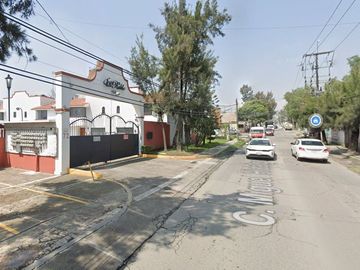 PRECIOSA Y AMPLIA CASA, EXCELENTE UBICACIÓN EN FRACC. RESIDENCIAL EL ROBLE, CUAUTITLAN IZCALLI -NO CRÉDITOS-