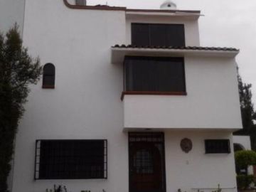 PRECIOSA Y AMPLIA CASA, EXCELENTE UBICACIÓN EN FRACC. RESIDENCIAL EL ROBLE, CUAUTITLAN IZCALLI -NO CRÉDITOS-