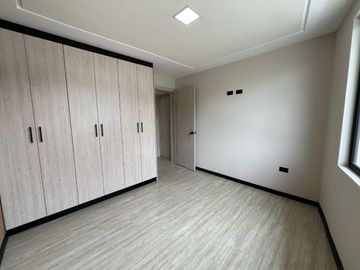 Venta de Casa por estrenar- ubicado en Ricaurte
