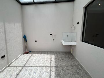 Venta de Casa por estrenar- ubicado en Ricaurte