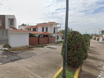 Casa En Remate Bancario En C. Loma Aconcagua, Loma Dorada, Durango, Durango (60% Descuento, Única Oportunidad, Sólo Pago De Contado En 2 Cuotas) ¡gran