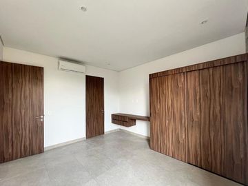 Departamento en venta Junto a Puerta del Bosque, 2 Rec, 2.5 B, 2 estacionamientos
