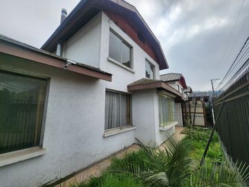 Ibacache Propiedades vende Casa en Los Aromos Chiguayante
