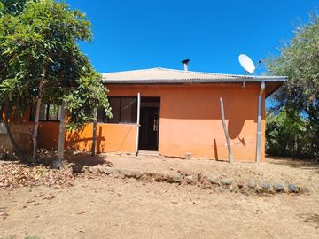 Vendo Casa Localidad de Gualleco Comuna Curepto, Séptima Región, en Ruta del Mar Caletas del Maule.