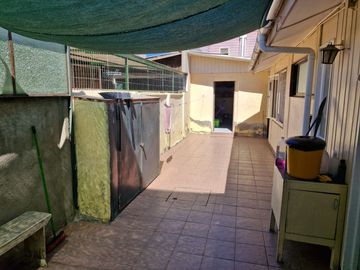 SE VENDE HERMOSA CASA, VILLA ALEMANA GRAN TERRENO IDEAL PARA INVERSIÓN