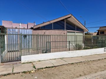 SE VENDE HERMOSA CASA, VILLA ALEMANA GRAN TERRENO IDEAL PARA INVERSIÓN