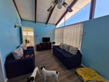 SE VENDE HERMOSA CASA, VILLA ALEMANA GRAN TERRENO IDEAL PARA INVERSIÓN